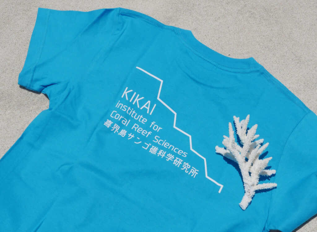 Tシャツ